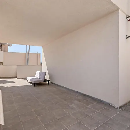 Casa Amorosa - With Pool And Close To Beach, Centre And Bus Station Appartamento *