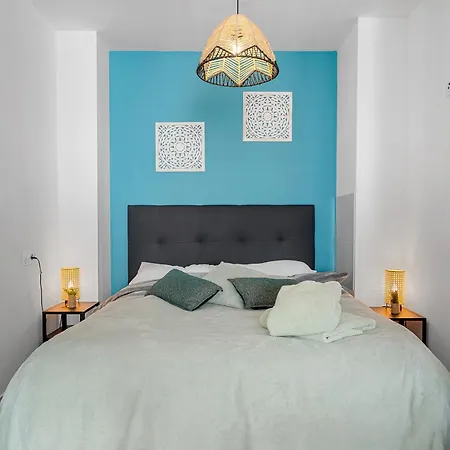 Casa Amorosa - Close To Beach, Centre And Bus Station * Torrevieja